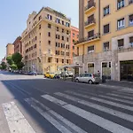 Roma San Giovanni Attico Luxury Vicino Metro A E C