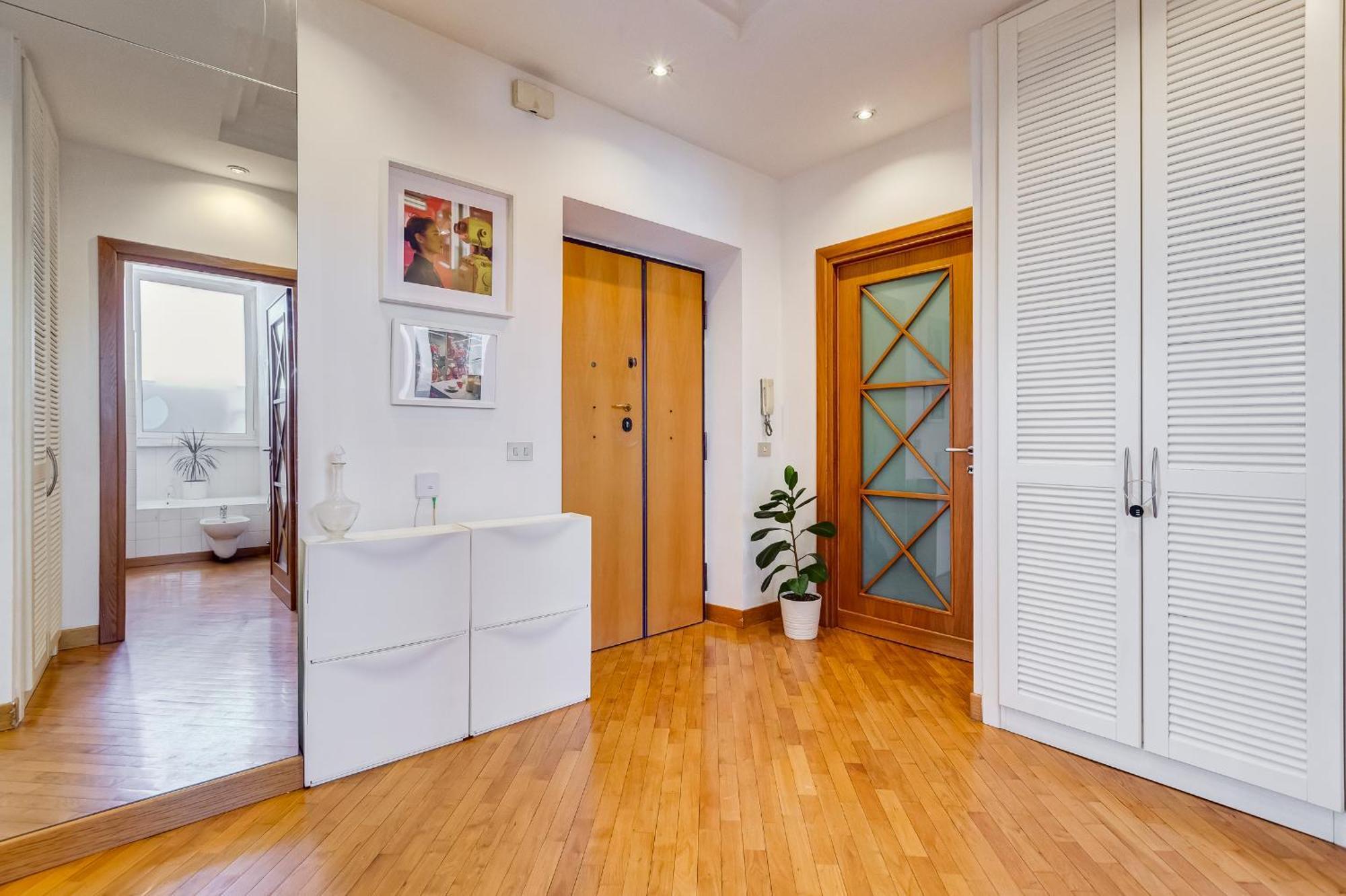 San Giovanni Attico Luxury Vicino Metro A E C Apartment